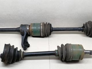 полуось передняя правая (приводной вал, ШРУС) Mitsubishi Sigma 1 поколение 1994, 3.0 л., i, 6G72 (DOHC 24V), бензин, 5МКПП, серый металлик, передний привод