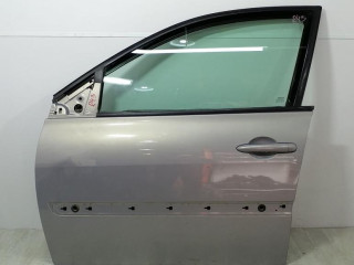 ручка наружная Renault Megane 2 поколение BM0B 2003, 1.4 л., i, K4J 730, бензин, 5МКПП, серебристый, хетчбэк 5 дв., передний привод, 8200028463