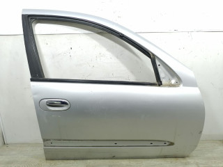 дверь передняя правая Nissan Almera N16 2001, 1.8 л., i, QG18DE, бензин, МКПП, серебристый, хетчбэк 5 дв., передний привод, 801005M430, 801005M431, 801005M432