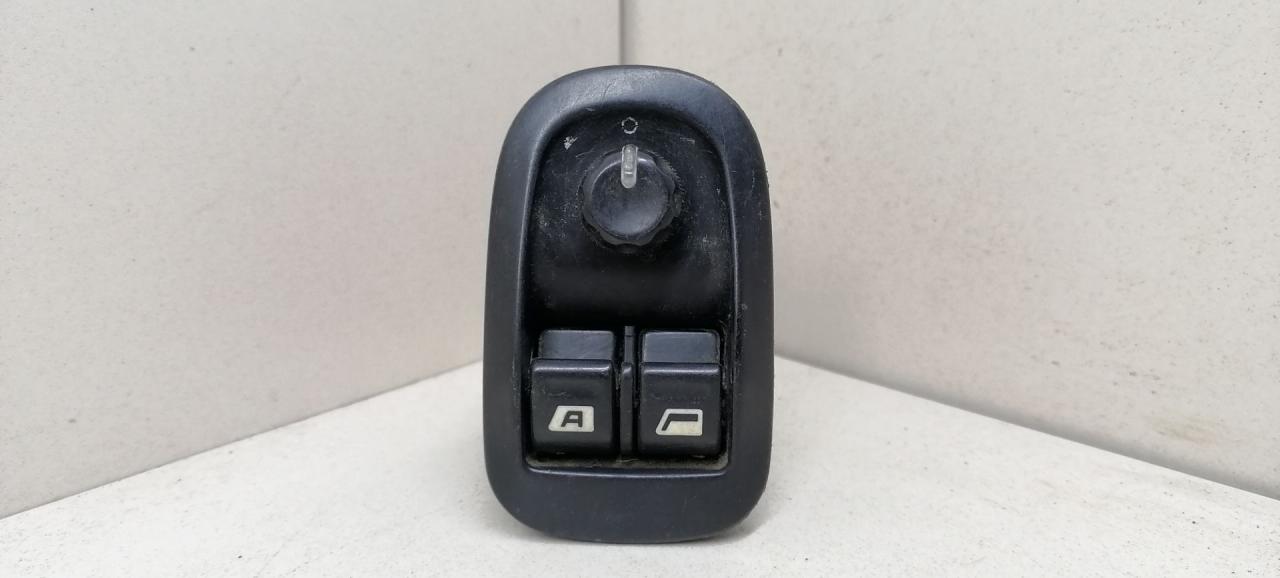 кнопка стеклоподъемника двери передней левой Peugeot 206 1 поколение 2002, 1.4 л., i, бензин, 5МКПП, зелёный, 6554WA, 11914 - фото №1