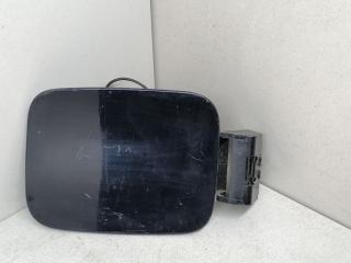 лючок топливного бака Kia Carens 2 поколение 2006, 2.0 л., CRDi, дизель, 5МКПП, чёрный, минивэн, OK2FA42410