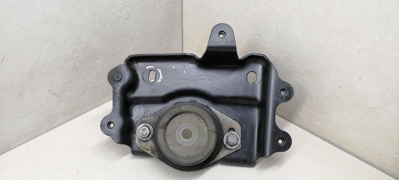 подушка крепления двигателя Citroen Xantia 1 поколение 1997, 1.9 л., D, дизель, 5МКПП, тёмно-серый металлик, хетчбэк 5 дв., передний привод - фото №1
