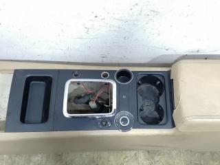 подлокотник Volkswagen Touareg 1 поколение [рестайлинг] 2008, 3.6 л., BHK, бензин, АКПП, чёрный, внедорожник 5 дв., полный подключаемый привод, 7L6863762, PA6-GF50