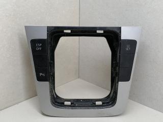 рамка обрамление кулисы Volkswagen Passat B6 2008, 2.0 л., TDi, CBAB, дизель, 6МКПП, серебристый, универсал, 3C0864263G