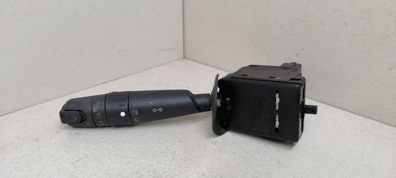 переключатель поворотов Citroen Xantia 1 поколение 1997, 1.9 л., D, дизель, 5МКПП, тёмно-серый металлик, хетчбэк 5 дв., передний привод, 96251934ZL, 34392501 - фото №1