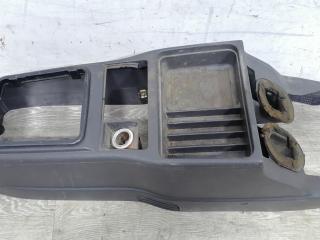 консоль салона Renault 19 2 поколение B53B 1993, 1.8 л., бензин, 5МКПП, красный, хетчбэк 5 дв., передний привод, 7700788762