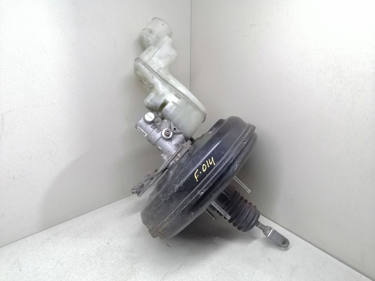 цилиндр тормозной главный Toyota Camry XV40 2009, 2.4 л., i, АКПП, серебристый, седан, передний привод, 131010-14972, 8F23822 - фото №1