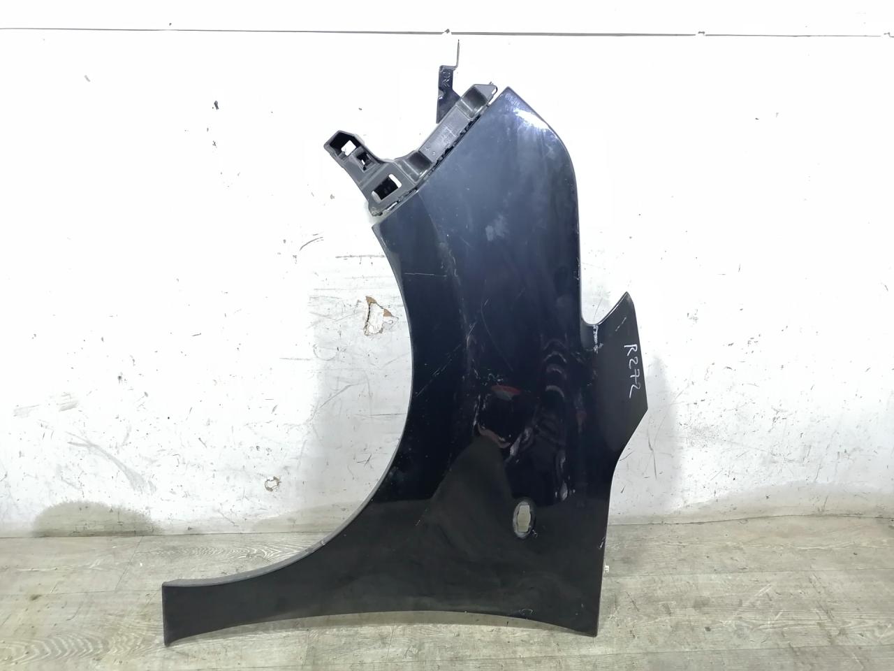 крыло переднее левое Citroen C3 Picasso 1 поколение 2012, 1.4 л., i, бензин, 5МКПП, чёрный - фото №1