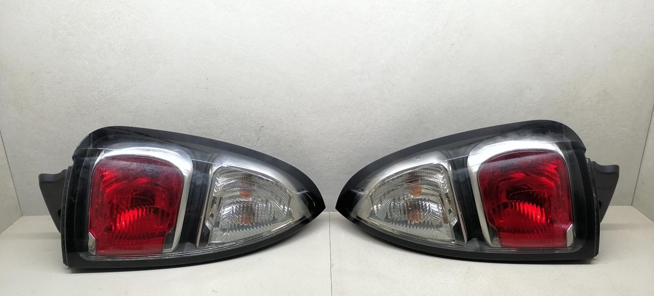 фонари задние (комплект) Citroen C3 Picasso 1 поколение 2012, 1.6 л., i, бензин, 5МКПП, чёрный - фото №1
