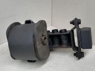 подушка крепления двигателя Mitsubishi Sigma 1 поколение 1994, 3.0 л., i, 6G72 (DOHC 24V), бензин, 5МКПП, серый металлик, передний привод