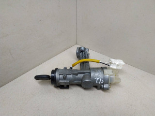 контактная группа Hyundai Matrix 1 поколение FC 2005, 1.5 л., CRDi, дизель, МКПП, серебристый, минивэн, передний привод, 931102D000