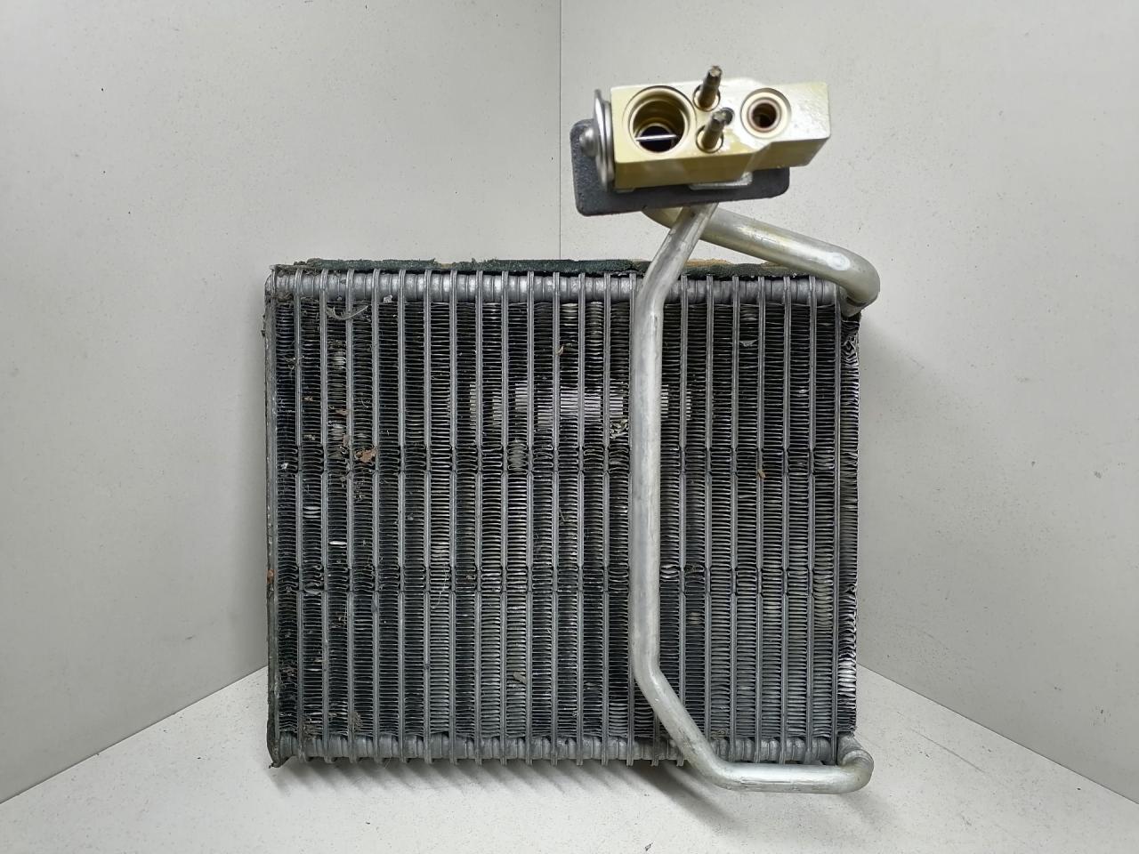 испаритель кондиционера Citroen C8 1 поколение (2002 - 2008), HDi, дизель, серый - фото №1