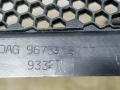 дождевик Peugeot 208 1 поколение 2013, 1.2 л., i, бензин, 5МКПП, хетчбэк 5 дв., 967330247, 9673302777 - фото №3