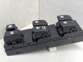 кнопка стеклоподъемника двери передней левой Hyundai Tucson 1 поколение 2006, 2.0 л., CRDi, дизель, АКПП, чёрный, внедорожник 5 дв., передний привод, 935702E250WK