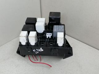 блок реле Kia Carens 2 поколение 2006, 2.0 л., CRDi, дизель, 5МКПП, чёрный, минивэн, 7K2K2