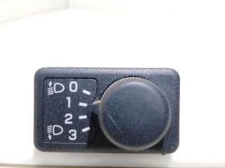 кнопка корректора фар Nissan Almera Tino V10 2002, 2.2 л., DCi, дизель, 5МКПП, серебристый, минивэн, передний привод, 033501, 369978