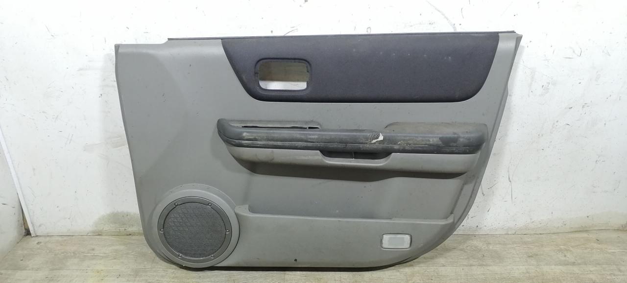 обшивка двери передняя правая Nissan X-Trail T30 2004, 2.2 л., DCi, дизель, серебристый, внедорожник 5 дв., полный подключаемый привод, 80900-8H300 - фото №1
