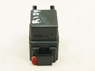 реле (прочие) Chrysler Voyager 3 поколение 2000, 2.5 л., TD, дизель, 5МКПП, чёрный, минивэн, передний привод, 50732, 04707900AA