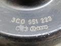 сигнал (клаксон) Volkswagen Passat B6 2008, 2.0 л., TDi, CBAB, дизель, 6МКПП, серебристый, универсал, 3C0951221, 3C0951223 - фото №3