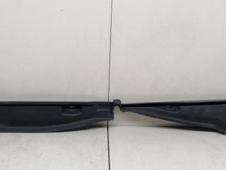 пыльник переднего крыла Renault Laguna 3 поколение 2008, 1.6 л., i, бензин, 6МКПП, синий, хетчбэк 5 дв., передний привод, 668620012R