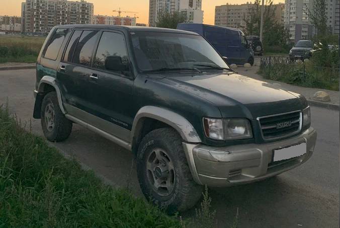 стекло двери задней правой Isuzu Trooper 2 поколение 1994 - фото №1
