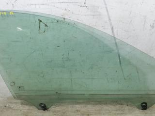 стекло двери передней правой 