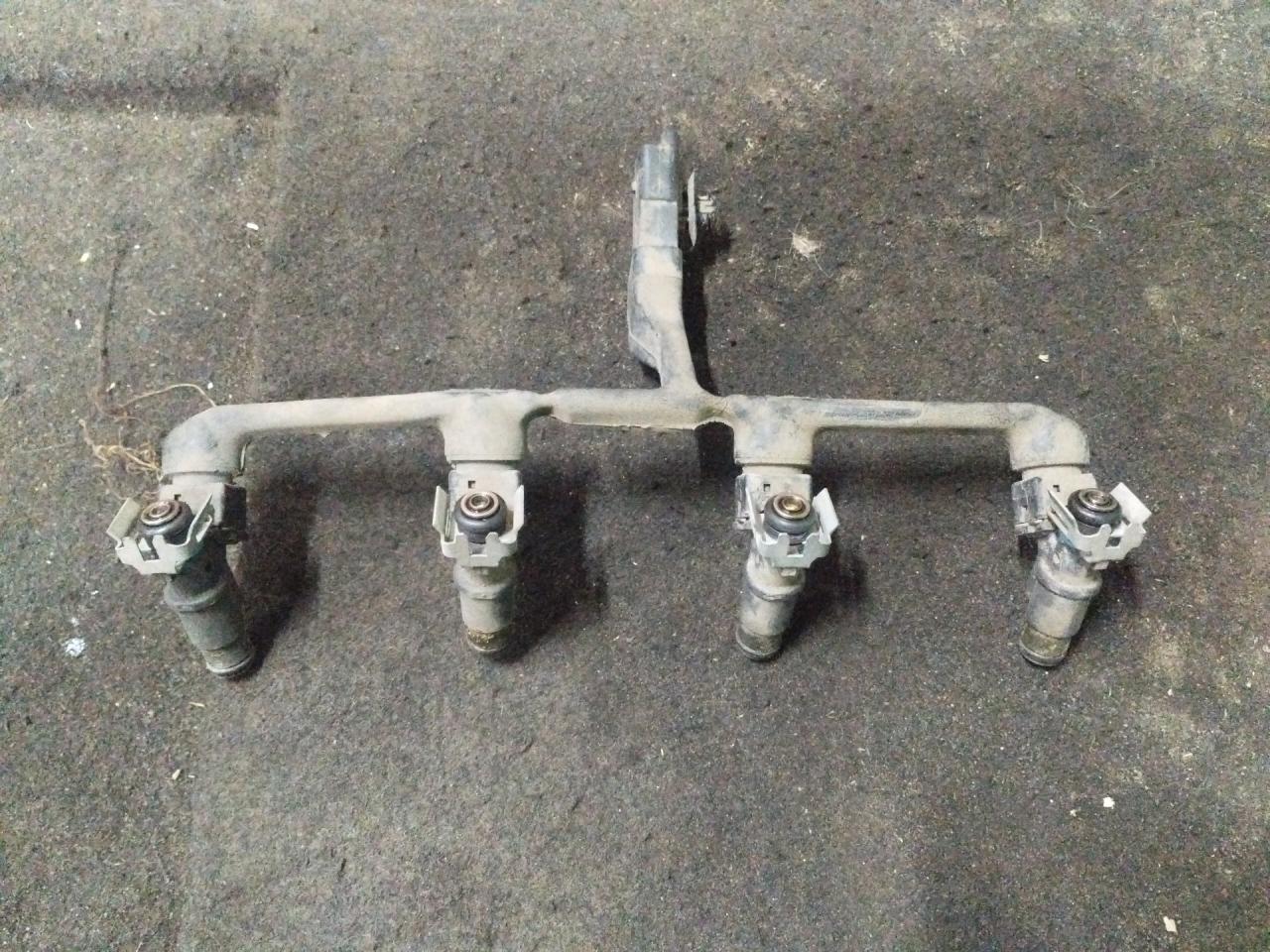 форсунка Citroen C3 1 поколение 2002, 1.4 л., KFV (TU3A), бензин, 01F002A, 07052 - фото №1