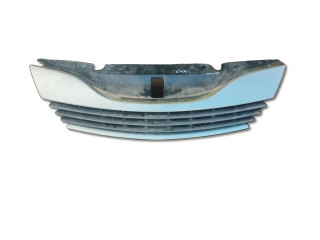 решетка радиатора Renault Laguna 2 поколение 2003, 1.6 л., K4M 710, бензин