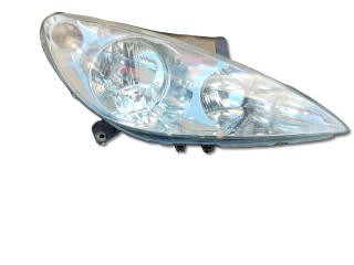 фара правая Peugeot 307 1 поколение 2004, 9646291780