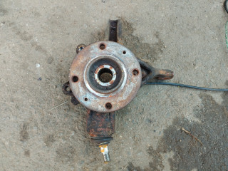 ступица передняя левая Peugeot 307 1 поколение 2003, 2.0 л., RHR (DW10BTED4), дизель