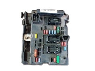 блок предохранителей Citroen Xsara Picasso 1 поколение (1999 - 2004), 2.0 л., бензин, BSMB3, 9657608780