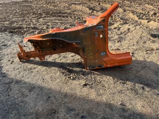 четверть передняя левая Ford Mustang 6 поколение S550 [рестайлинг] 2021, 2.3 л., бензин, АКПП, оранжевый, купе, задний привод