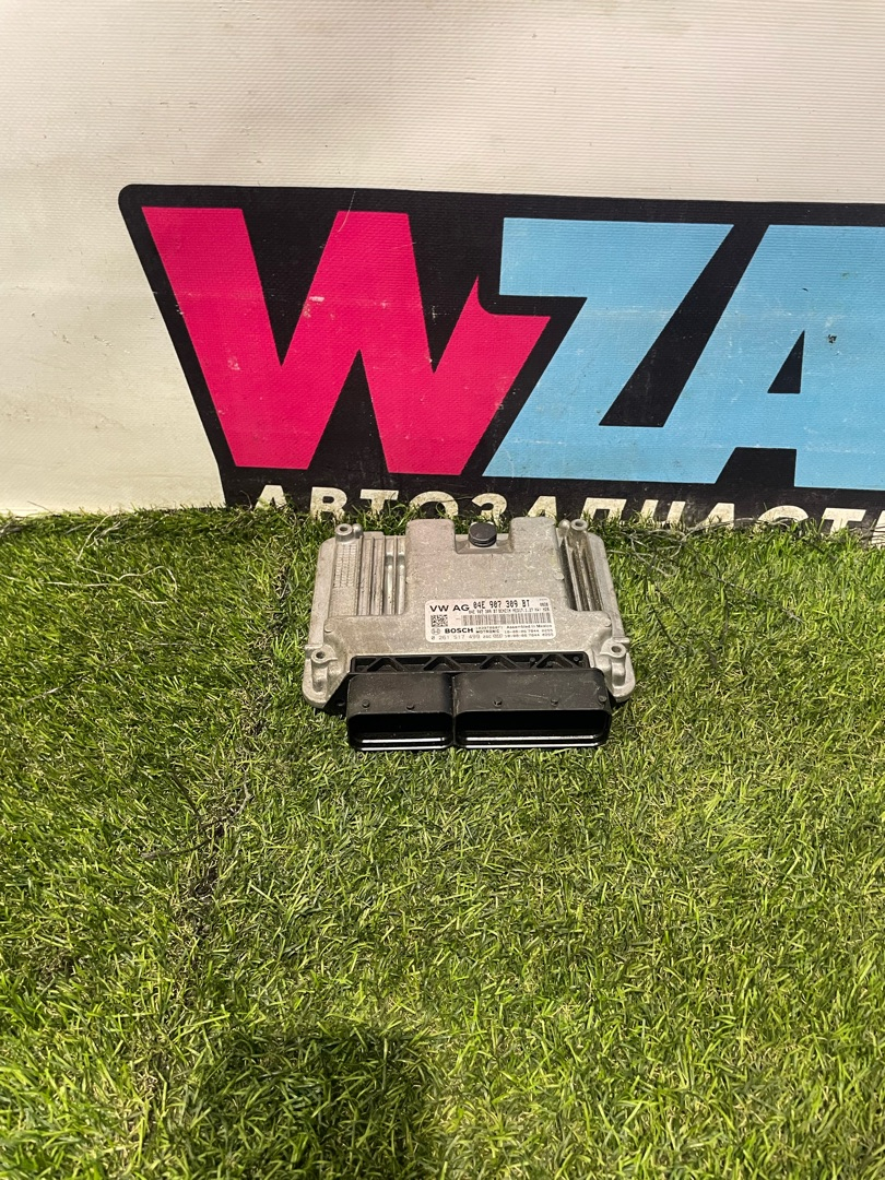 блок управления двигателем Volkswagen Jetta 7 поколение 2019, 1.4 л., бензин, АКПП, седан, передний привод, 04E907309BT - фото №1