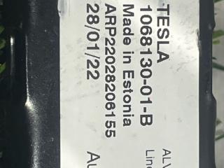 механизм регулировки высоты ремня безопасности Tesla Model Y 1 поколение 2022, электро, белый, 1068130-01-B