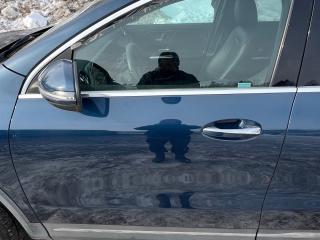 дверь передняя левая Mercedes-Benz GLA-Класс H247 2020, 2.0 л., бензин, АКПП, синий, передний привод