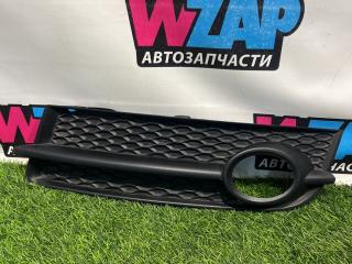 заглушка (решетка) в бампер Audi TT 8J (2006 - 2010), 3.2 л., 8J0807681