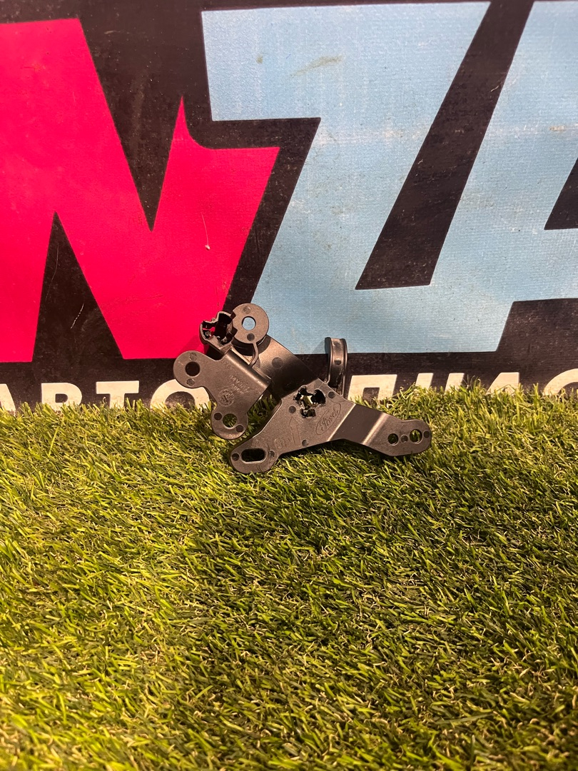 кронштейн (крепление) Ford Escape 4 поколение CX482 2021, 1.5 л., бензин, АКПП, внедорожник 5 дв., полный привод, JX6T-14A301-VA - фото №1