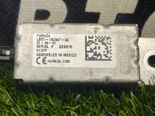 усилитель антенны Ford Escape 4 поколение CX482 2021, 1.5 л., бензин, АКПП, внедорожник 5 дв., передний привод, LB5T-18C847-AC