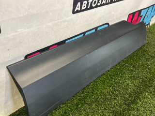 молдинг двери передней правой Chevrolet TrailBlazer 3 поколение 2022, 1.3 л., бензин, вариатор, оранжевый, хетчбэк 5 дв., полный привод