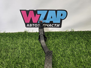 педаль Volkswagen Passat B8 2016, 2.0 л., дизель, универсал, передний привод, правый руль, 5Q2723503D