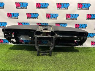 панель передняя салона (торпедо) Ford Mustang 6 поколение S550 [рестайлинг] 2018, 2.3 л., бензин, АКПП, желтый, купе, задний привод, JR3BR699D82AD