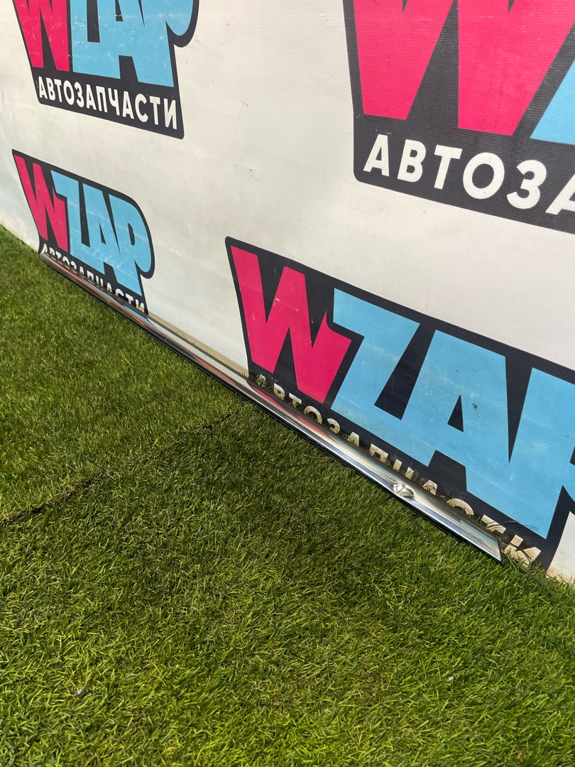 молдинг стекла Volkswagen Jetta 7 поколение 2019, 1.4 л., бензин, АКПП, седан, передний привод - фото №1