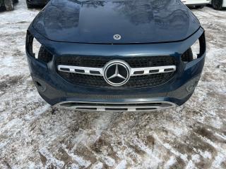 бампер передний Mercedes-Benz GLA-Класс H247 2020, 2.0 л., бензин, АКПП, синий, передний привод