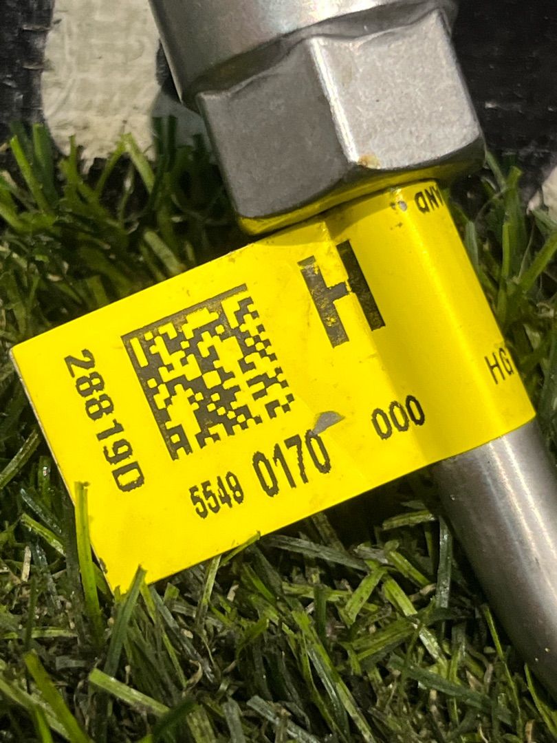 трубка топливная Buick Encore GX 1 поколение 2020, 1.2 л., бензин, вариатор, хетчбэк 5 дв., передний привод, 55490170 - фото №1