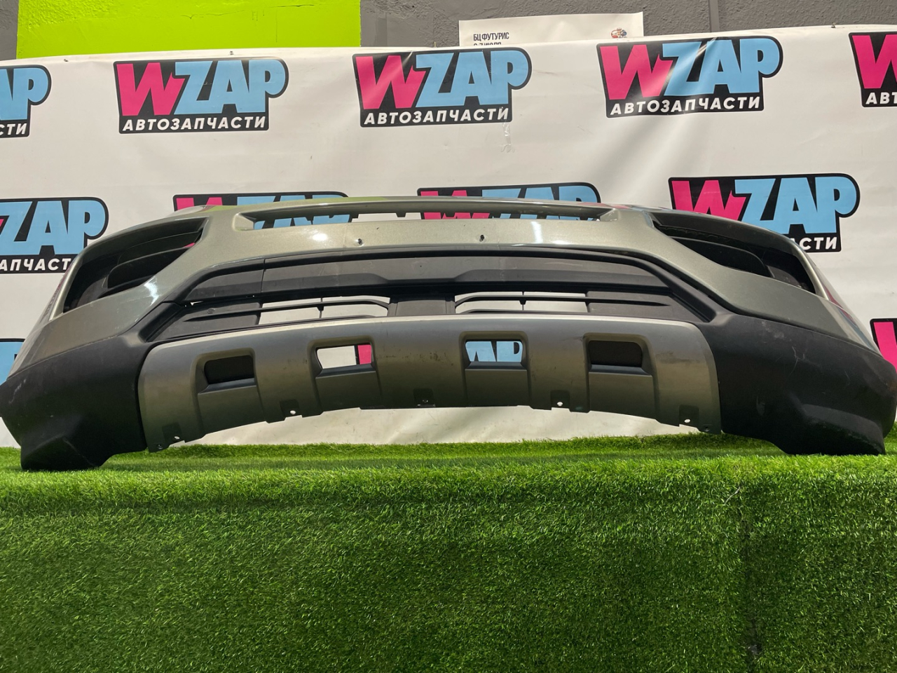 бампер передний Ford Explorer 6 поколение U625 2020, 2.3 л., бензин, АКПП, внедорожник 5 дв., полный привод - фото №1