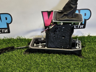 кулиса Volkswagen Passat B8 2016, 2.0 л., дизель, универсал, передний привод, правый руль, 3Q2713023F