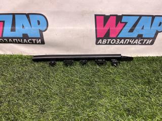 направляющая стекла Ford Mustang 6 поколение S550 [рестайлинг] 2018, 2.3 л., бензин, АКПП, серебро, кабриолет, задний привод, FR3B-76297B06-AF