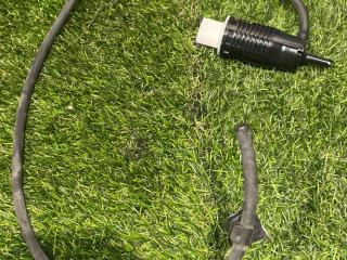 насос (моторчик) омывателя стекла Tesla Model Y 1 поколение 2022, электро, белый