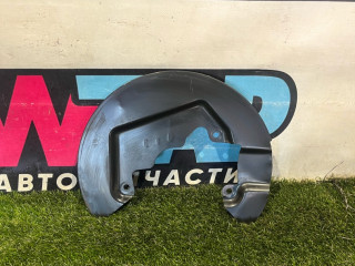 защитный кожух тормозного механизма Ford Mustang 6 поколение S550 [рестайлинг] 2020, 2.3 л., бензин, АКПП, белый, купе, задний привод, FR3C-2K004-FA