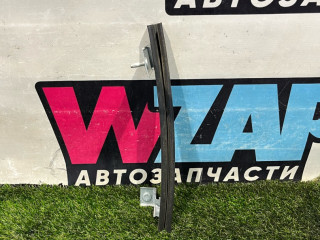 направляющая стекла Ford Mustang 6 поколение S550 [рестайлинг] 2018, 2.3 л., бензин, АКПП, купе, задний привод, FR3B63263A20AA